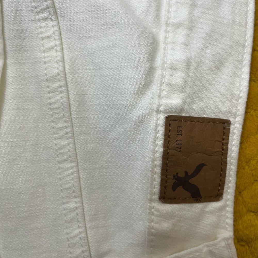 NWT American Eagle Stretch White Jean Shorts Size 4 - Picture 8 of 16